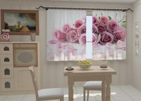 Photocurtain Rose petals in the kitchen