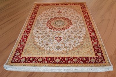 Carpet Abrishim 3802A red