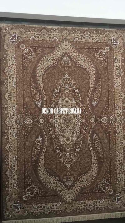 carpet Esfahan 9839A-BROWN-IVORY