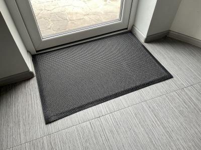 Exit carpet black