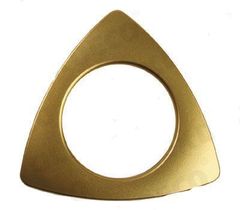 Triangle eyelets for curtains