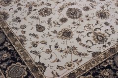 Ворсистий килим Esfahan 8942 ivory black